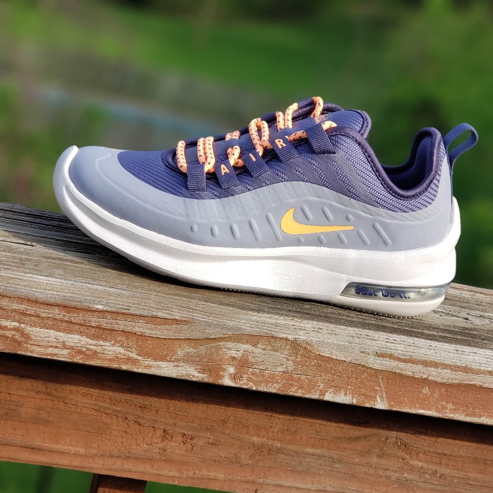 Nike Air Max Axis SE - Picture 2 of 7